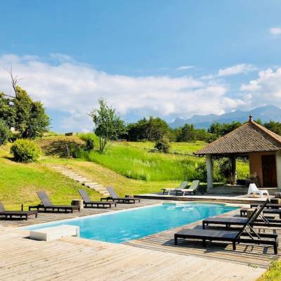 Gite les Aroncis Southern French Alps pool.jpg
